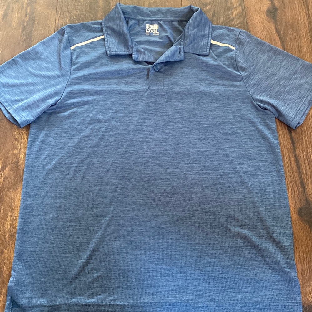 Men’s athletic polo.